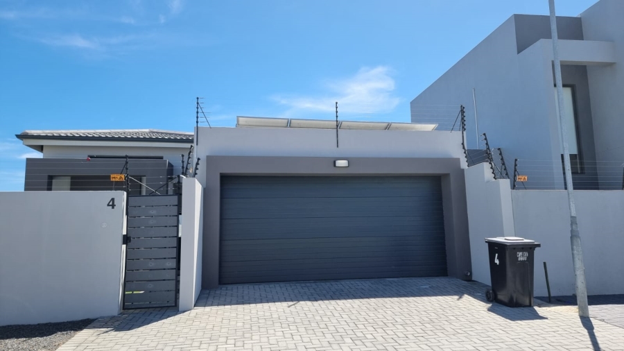 3 Bedroom Property for Sale in Sandown Western Cape